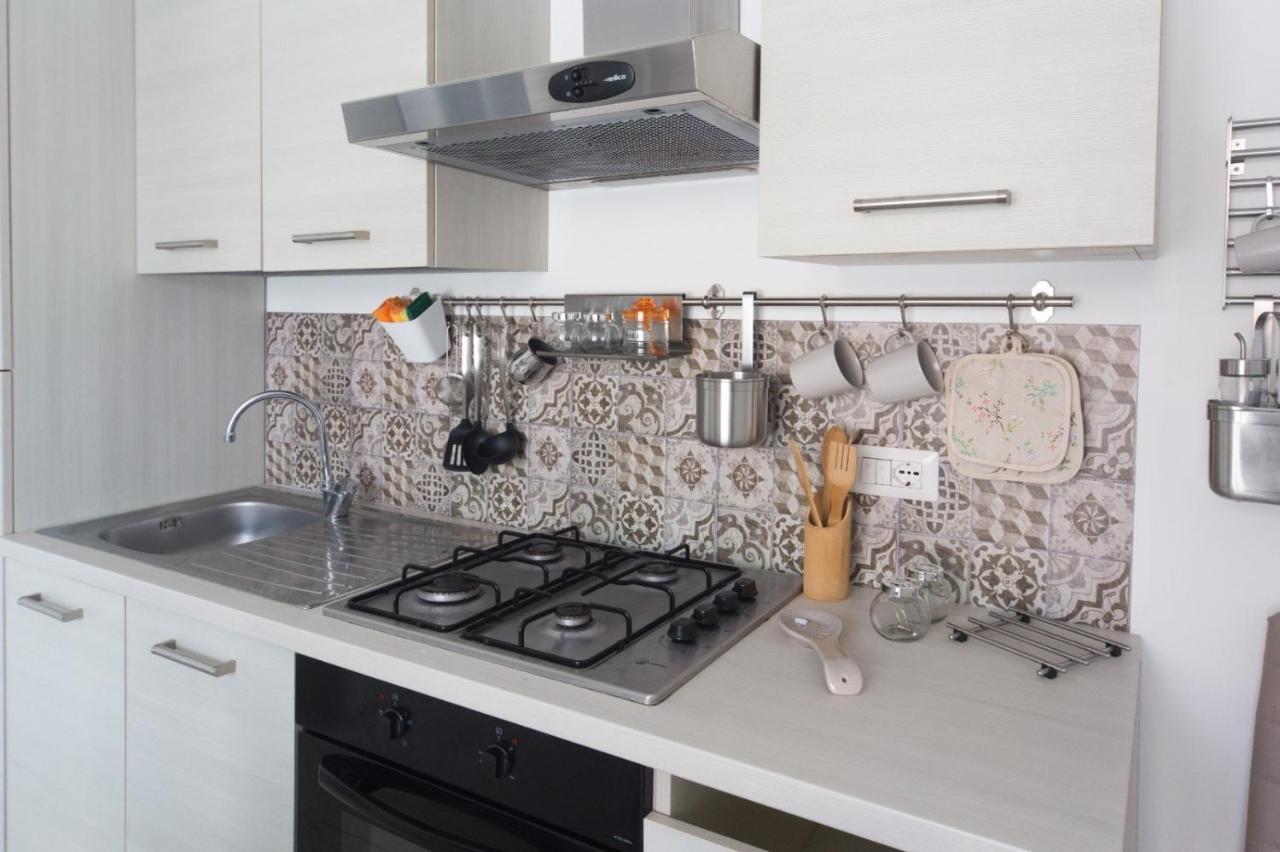 Slow Chic Apartment Ganzirri Messina Ngoại thất bức ảnh
