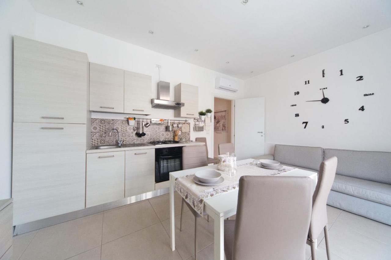 Slow Chic Apartment Ganzirri Messina Ngoại thất bức ảnh